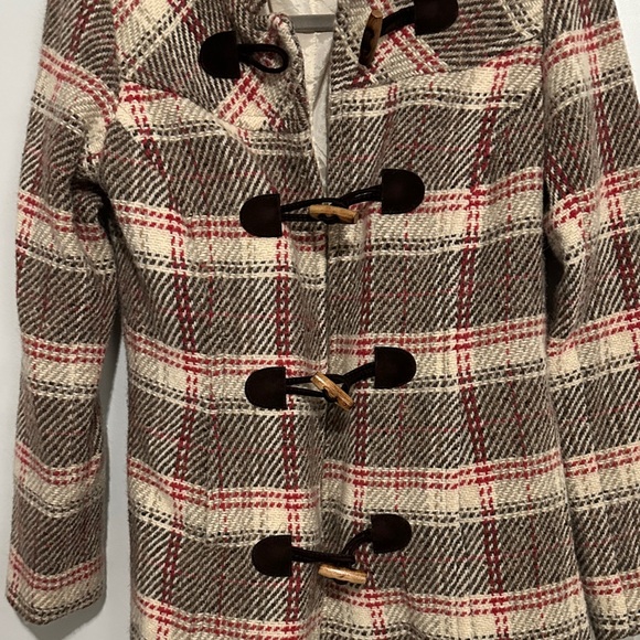 Chic Plaid Pea Coat with Black Buttons - Picture 2 of 5